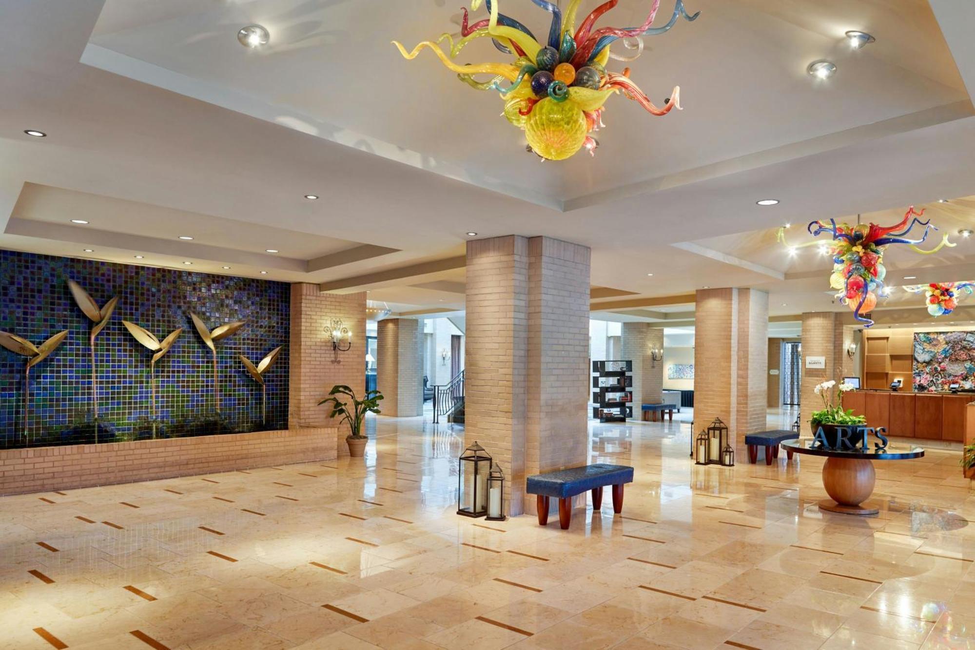 Renaissance New Orleans Arts Warehouse District Hotel מראה חיצוני תמונה